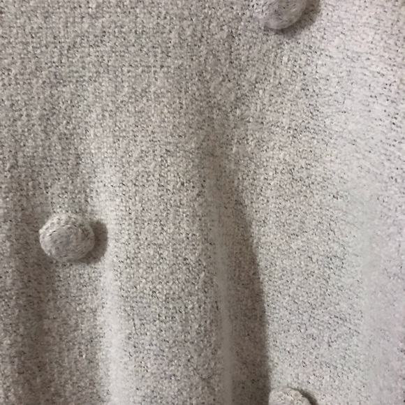 NWOT Silver with buttons sweater - Picture 4 of 4